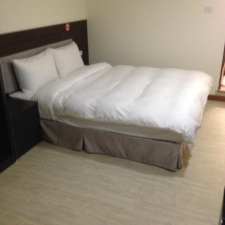Big Bear Hotel Kaohsiung Luaran gambar