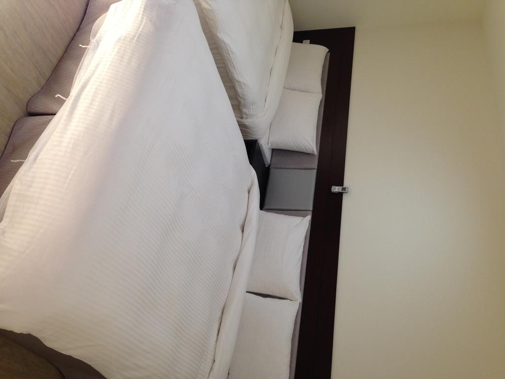 Big Bear Hotel Kaohsiung Bilik gambar